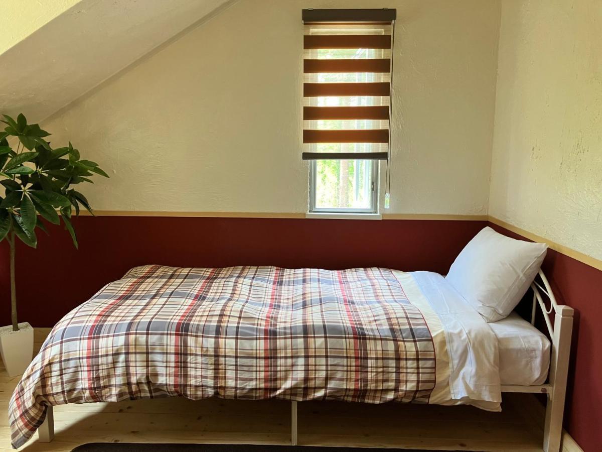 Julian'S English Homestay And Pension Fujimi Esterno foto